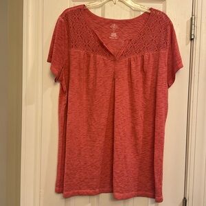 Pink lace short sleeve shirt